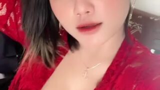 Indonesia Viral 2025 Indo Viral Pelayan hotel kebaya merah Top Global Tante