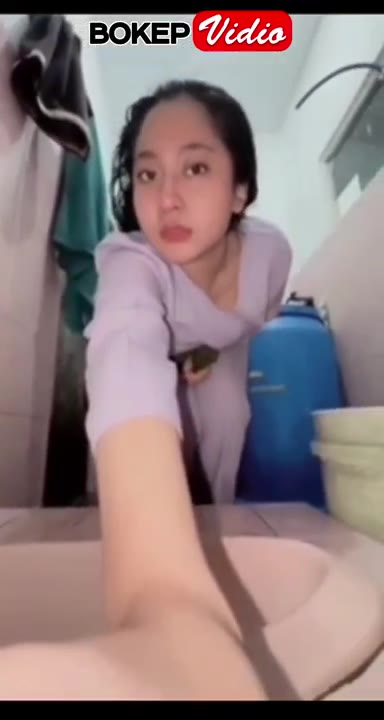 Nonton Video Viral Indonesia Terbaru Bu bidan rita Lagi Viral 2025 Top Global Tante