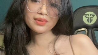 Viral Indo Terbaru 2025 Tatapan Membara, Hasrat Tak Terbendung Janda Top Global