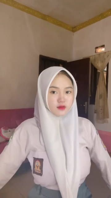 Yandex Viral Hijab Video ABG SMA Indo Aqilla Kacamata Pink Atas Bawah Imut Tutorial Wiwik Top 10 Trending Global Indonesia 2025